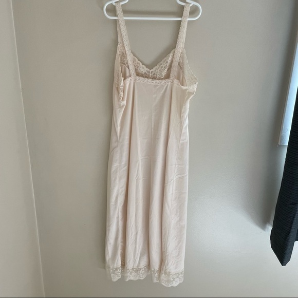 70S Dress Slip 34 French Maid Cream Vintage Lace Slip, Size S/M - Picture 2 of 8